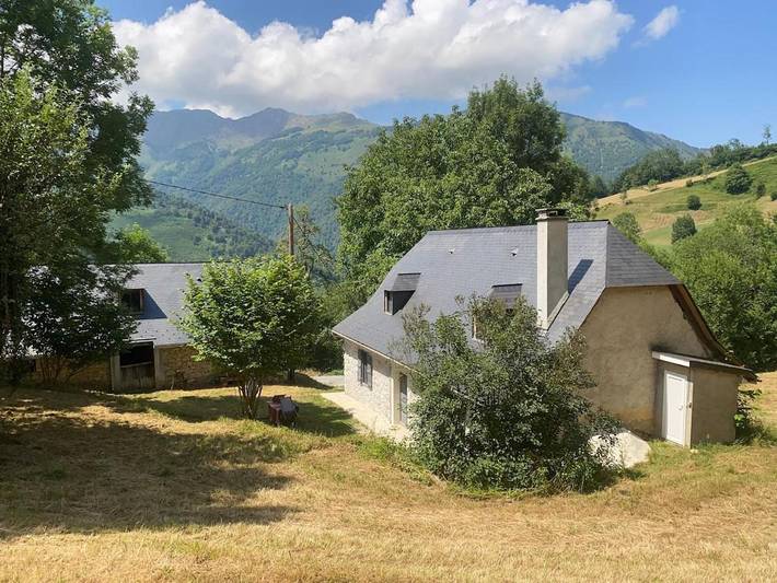Location de vacances pour 5 personnes, avec jardin et vue à Arbéost - 3