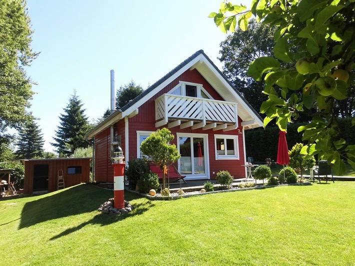 Ferienhaus für 3 Personen, mit Terrasse und Garten in Kappeln