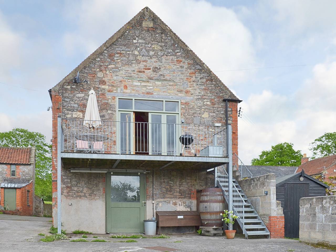 Little Burcott Loft in St Cuthbert Out, Somerset