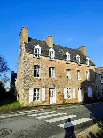 Gîte pour 10 personnes, avec jardin à Plorec-sur-Arguenon