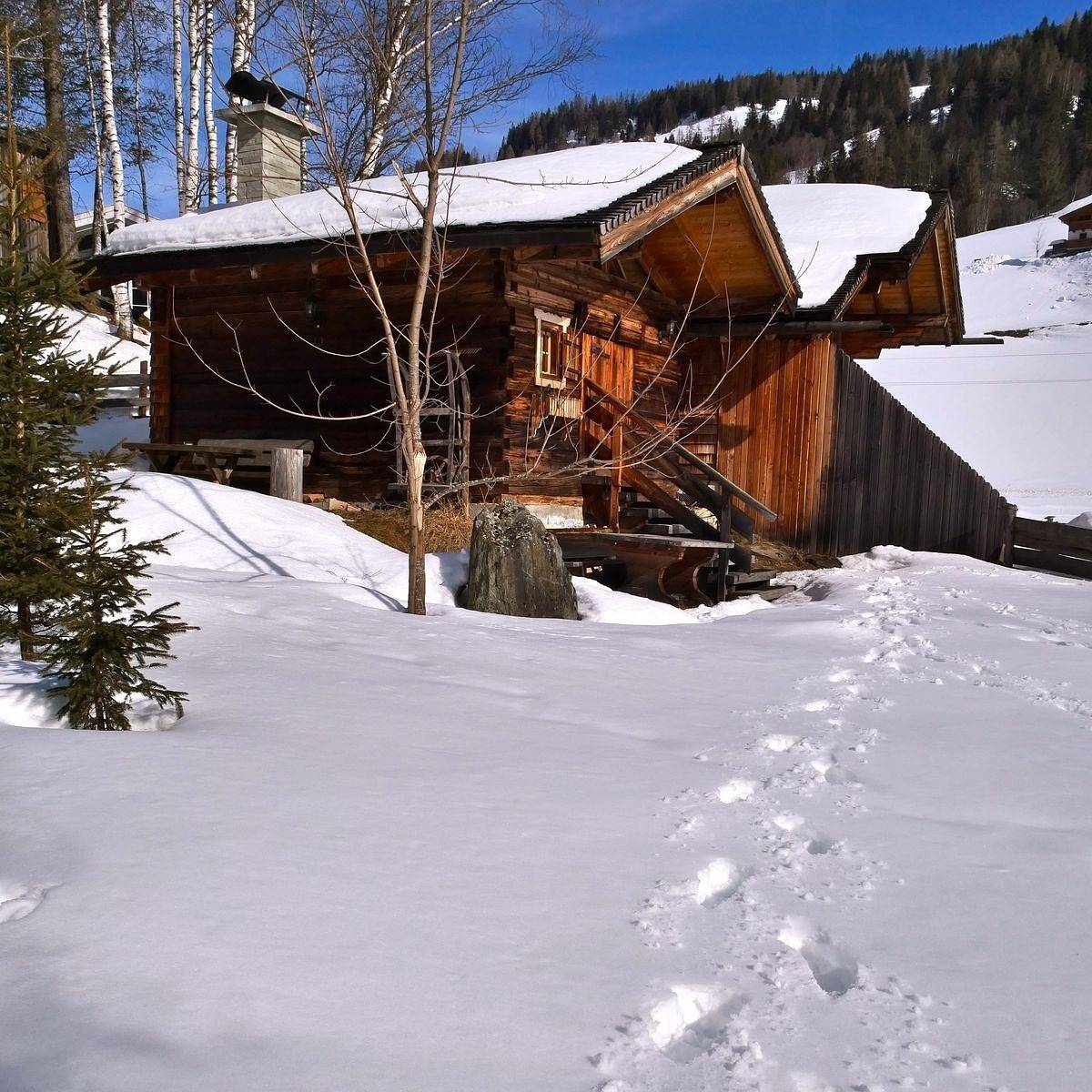 Holiday home for 2 people with terrace in Rauris, Ski Amadé