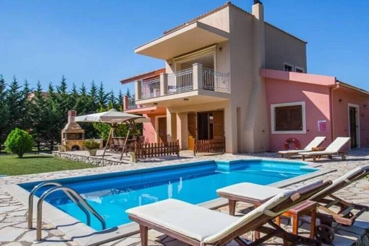 Ferienhaus für 7 Personen, mit Balkon und Garten