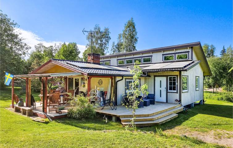 Ferienhaus für 6 Personen, mit Ausblick und Terrasse sowie Garten, mit Haustier in Gullspang - 2