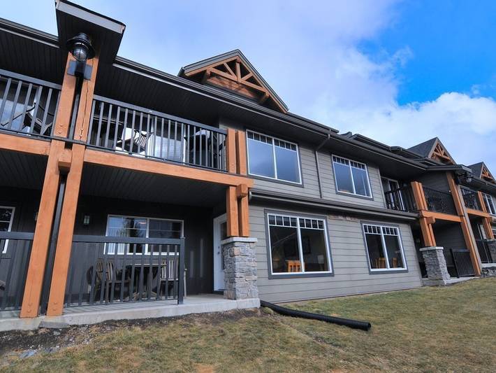 Gîte pour 4 personnes, avec jardin ainsi que jacuzzi et balcon, animaux acceptés à Canmore - 4