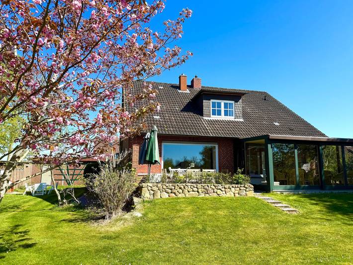 Ferienwohnung für 6 Personen, mit Garten und Terrasse in Utersum