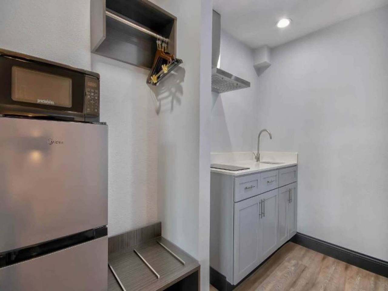 Apartamento entero, 2 camas tamaño queen | Suite, para cocina in Eureka, California North Coast