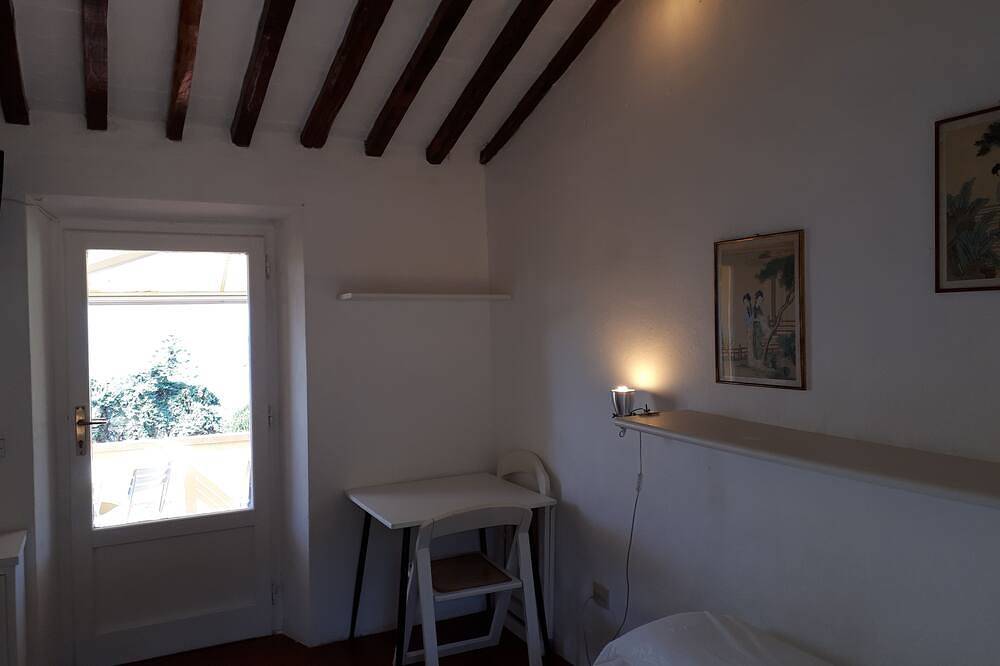 Ganze Wohnung, Elba Island! Studio Apartment By Cabbage Bay With Ferry Discount in Spiaggia di Cavoli (Campo nell'Elba), Campo nell'Elba