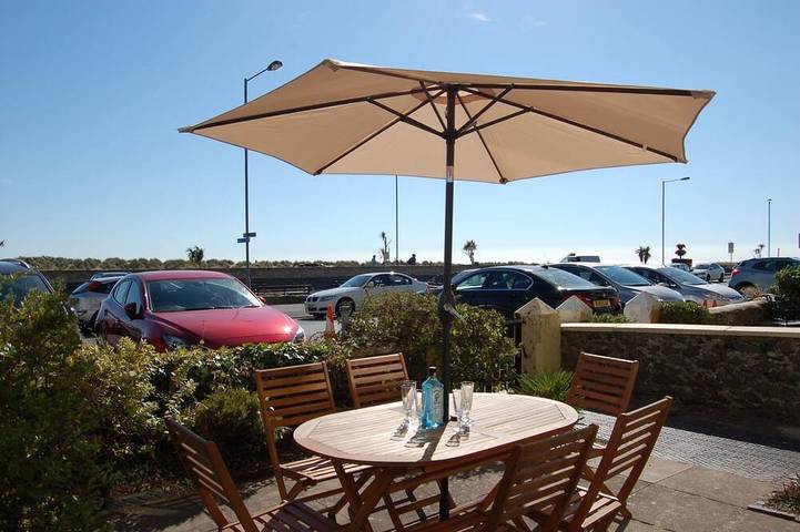 Apartment for 5 people in Barmouth