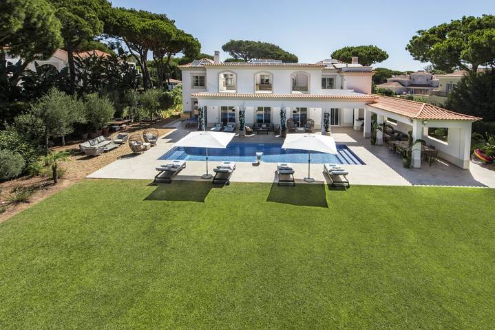 Villa pour 10 personnes, avec jardin et terrasse dans Quinta do Lago
