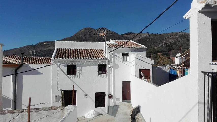 Location de vacances pour 7 personnes, avec Terrasse et Jardin ainsi que Piscine et Vue à Priego de Córdoba - 2