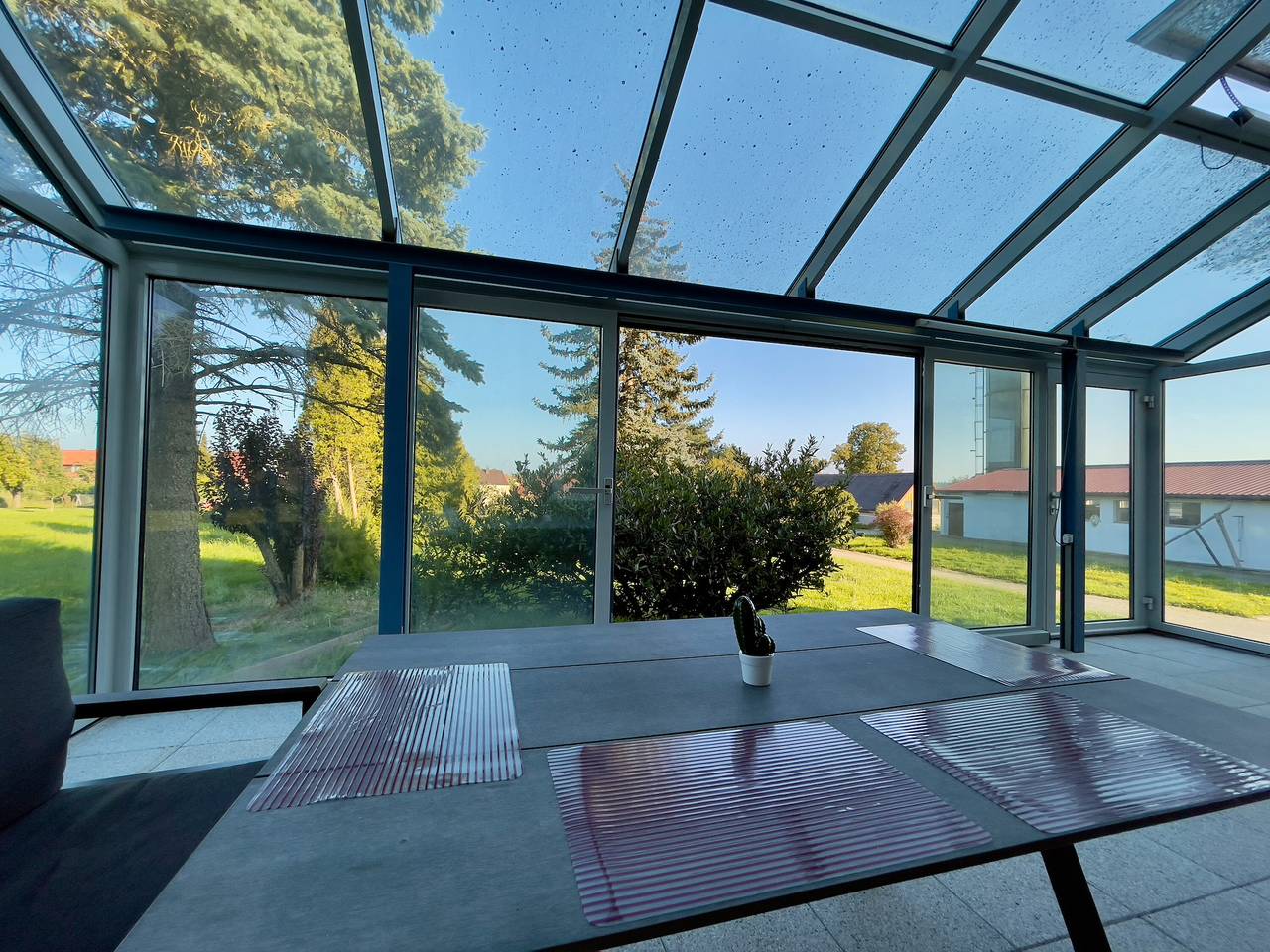 Ganze Wohnung, Ferienwohnung 'Hesselbergblick' mit Bergblick, privater Terrasse und Wlan in Romantische Straße