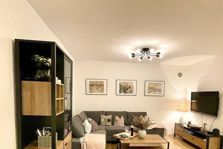 Ferienwohnung für 5 Personen, mit Terrasse und Garten sowie Sauna in Loschwitz