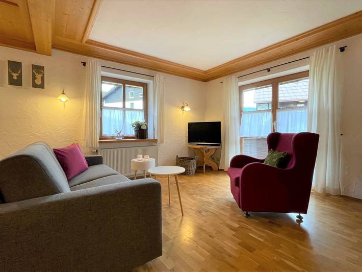 Ferienwohnung für 2 Personen, mit Garten und Ausblick sowie Balkon, kinderfreundlich in Tiefenbach (Oberstdorf) - 2