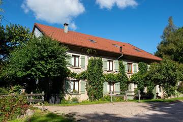 Gîte pour 11 personnes, avec terrasse ainsi que jardin et sauna à Saulxures-sur-Moselotte
