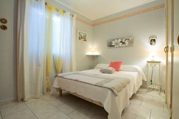 Villa pour 6 Personnes dans Loubers, Région d'Albi, Photo 1