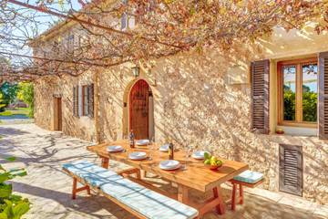 Villa in Pollença, Serra de Tramuntana für 8 
