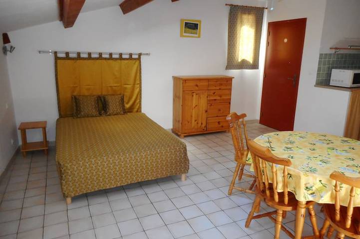 Ganze Wohnung, Moustiers Sainte Marie Studio Zentrum 28m2 in Moustiers-Sainte-Marie, Alpes-de-Haute-Provence