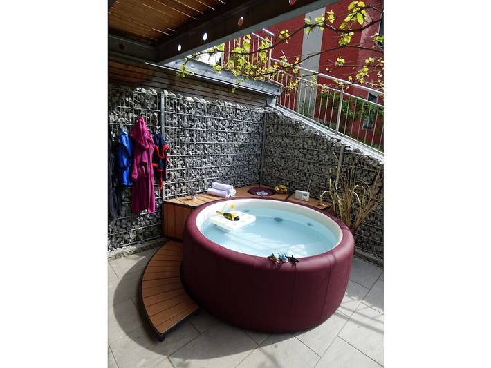 Ferienwohnung mit 1 Schlafzimmer in Bergen (Mittelfranken), Frankenalb