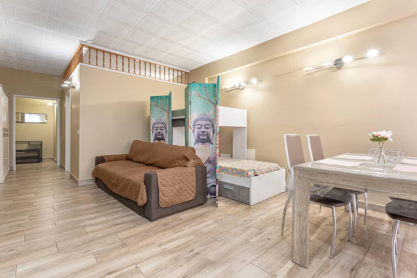 Apartamento entero, Vacaciones 'Blanco Street' con Wi-Fi in Puerto de la Cruz, Tenerife Norte