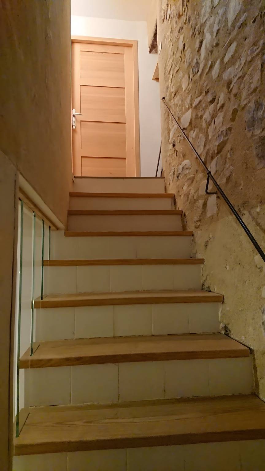 Gîte « La Peyrolle » avec terrasse privée, jardin et Wi-Fi in Aouste-sur-Sye, Région de Die