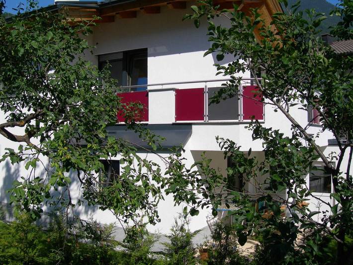 Ferienwohnung für 4 Personen, mit Terrasse und Ausblick in Prutz
