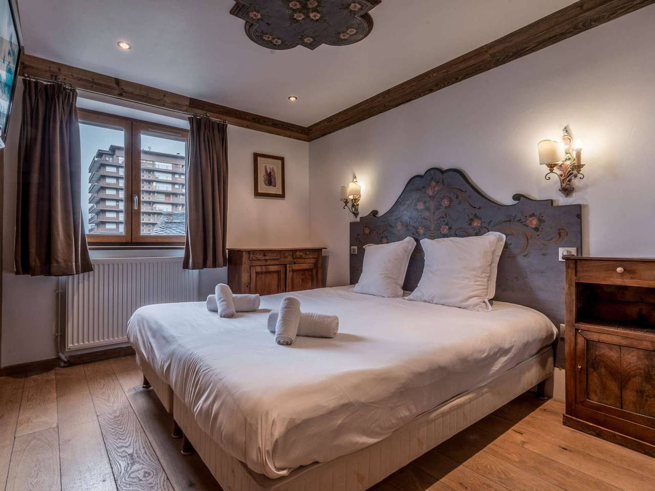 Entire apartment, Spacious ski-in/ski-out apartment - 10 guests in Courchevel 1650 (Moriond), Saint-Bon-Tarentaise