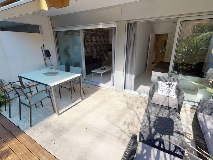 Ferienwohnung für 4 Personen, mit Terrasse und Pool, mit Haustier in Menton - 2