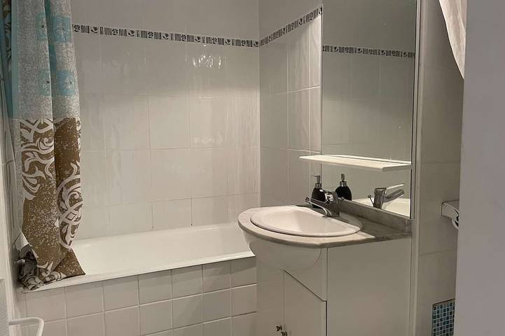 Gîte pour 2 personnes, avec terrasse dans Plage des sables d'or - 2