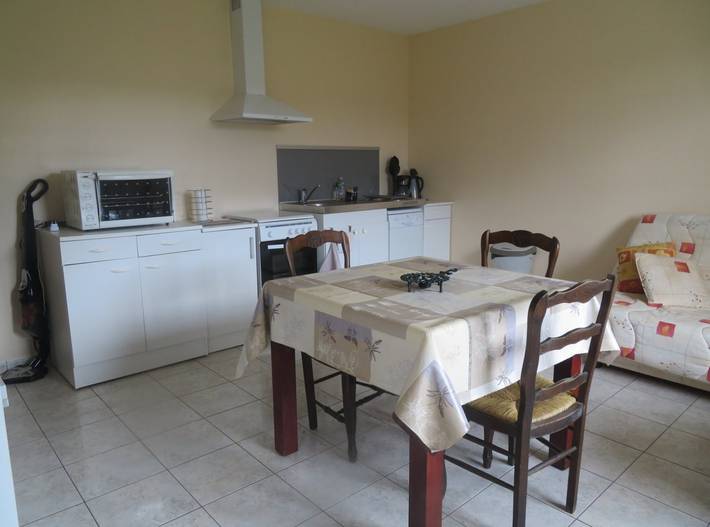 Gîte pour 3 personnes, avec jardin à Monsec