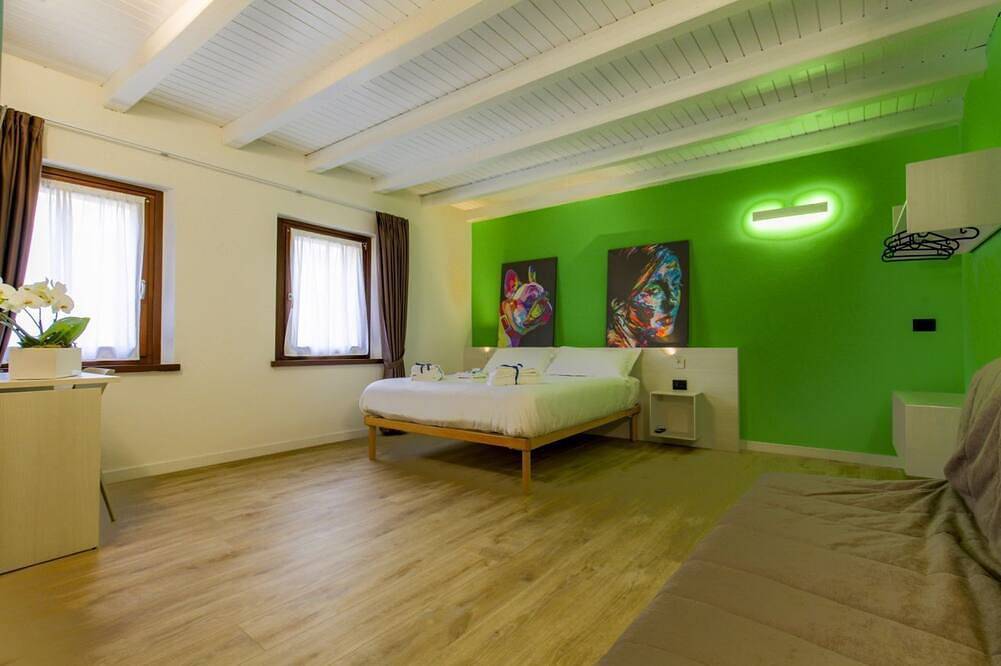 Appartement entier, Purple - Room in nature with private bathroom in Belluno, Schiara
