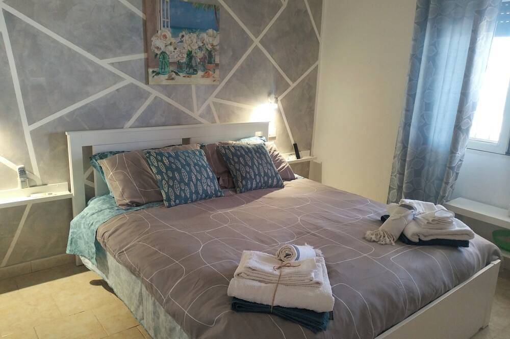 Mery Giò vacation home in San Pietro in Bevagna suitable for families and groups in Manduria, Golfo de Tarento