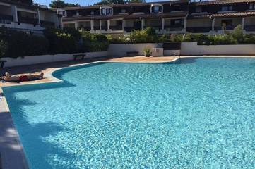 Gîte pour 4 personnes, avec piscine dans Plage de Bélisaire