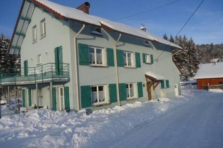 Ferienhaus für 19 Personen, mit Garten