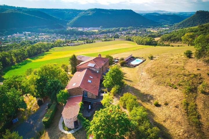 Chambre d’hôte pour 2 personnes, avec Terrasse ainsi que Jardin et Piscine