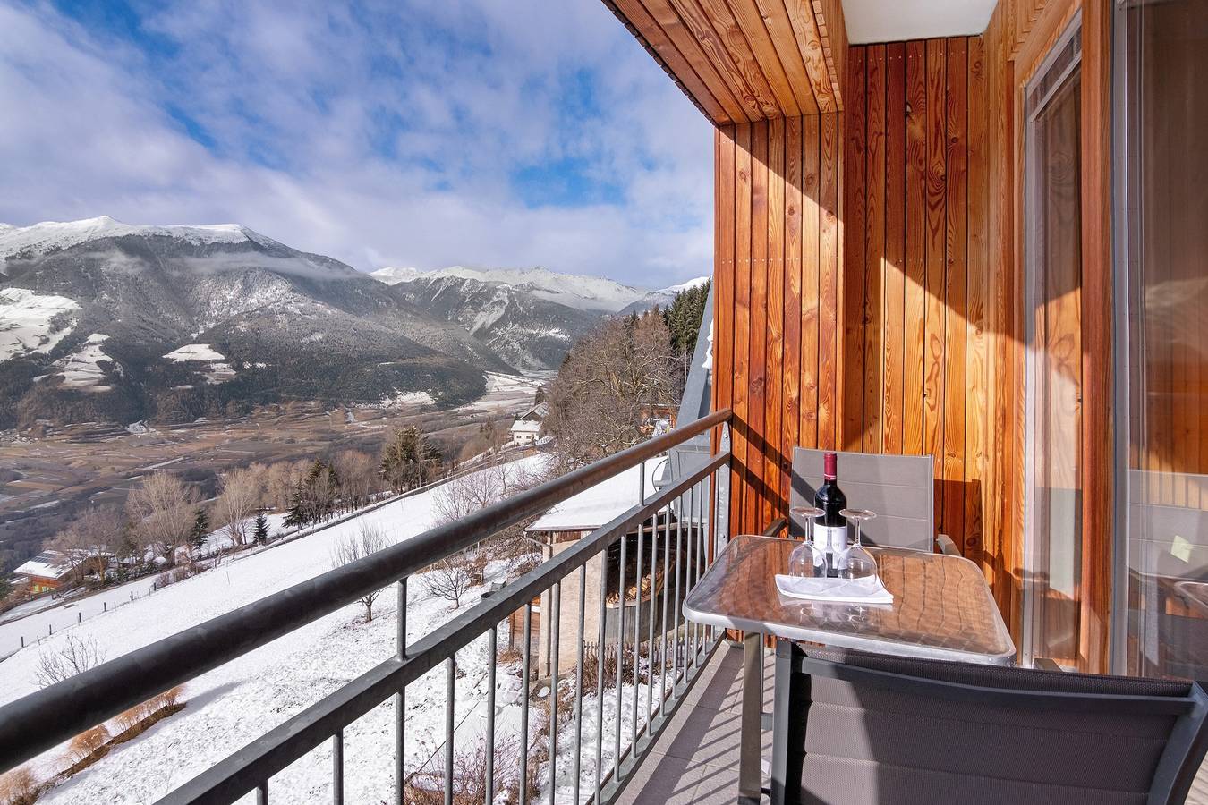 Room 'Ortlersuite Zi 4' with Mountain View, Shared Garden and Balcony in Schluderns, Saldurkamm