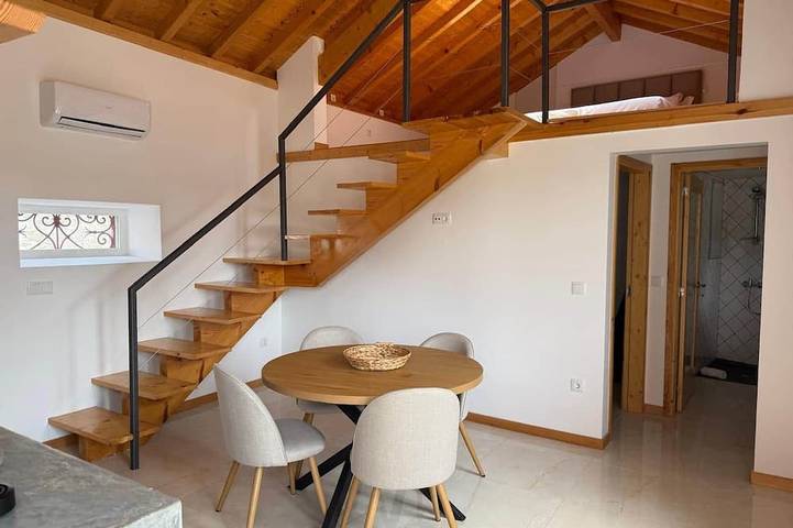 Ferienwohnung für 4 Personen, mit Pool und Garten - 1