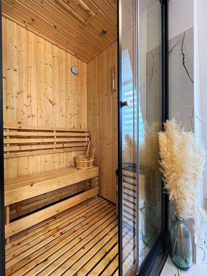 Gîte pour 4 personnes, avec vue ainsi que sauna et terrasse à Châtillon - 4