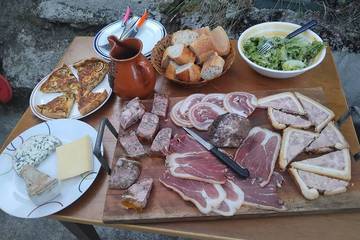 Location de vacances pour 2 personnes, avec jardin et terrasse à Rieutort-de-Randon