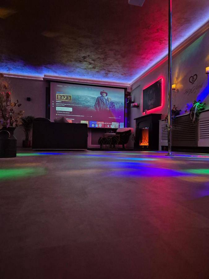 Ferienwohnung für 2 Personen, mit Terrasse und Whirlpool sowie Sauna in Essen - 4