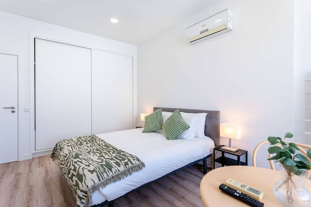 Ganze Wohnung, Modern Retreat 2 in Faro by Lovelystay in São Pedro, Faro