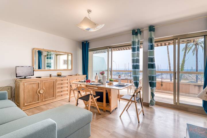 Gîte pour 4 personnes, avec vue sur l’océan ainsi que piscine et terrasse dans Port de Menton Garavan - 2