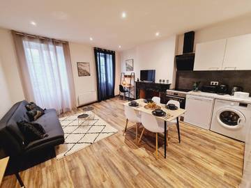 Gîte pour 2 personnes, animaux acceptés à Millau