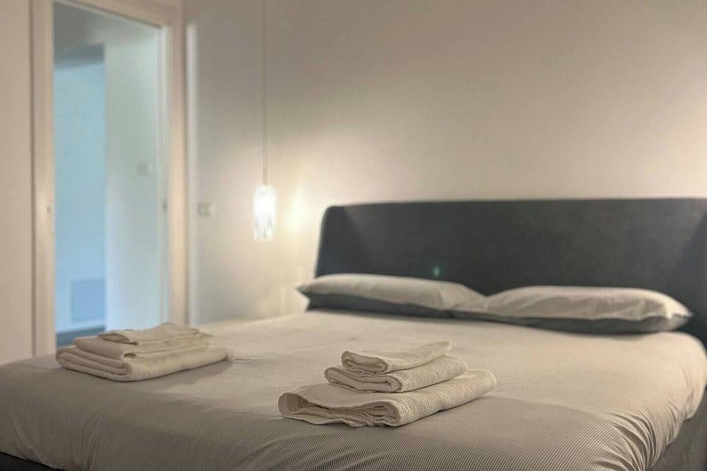 Entire apartment, Il tuo rifugio perfetto! in Fiumicino, Rome Province