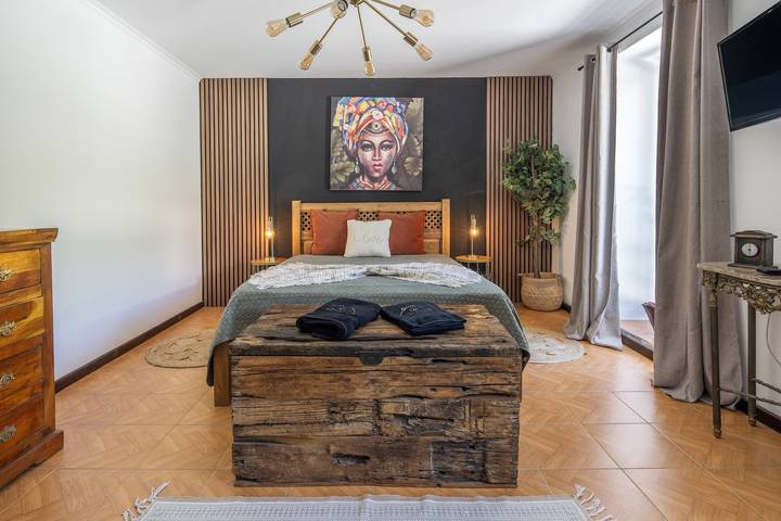 Room 'Lagoa' with Sea View, Private Terrace and Wi-Fi in São Miguel Island, Lagoa (Azores)