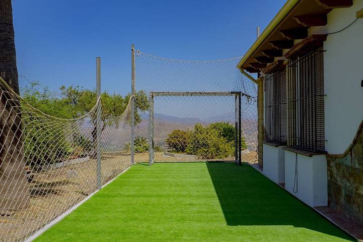 Cubo's Casa Rural Viña Miranda / piscina privada / ideal para niños / vistas montaña in Cártama, Provincia de Málaga