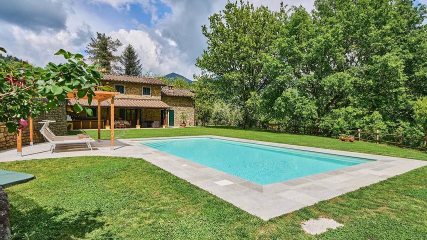 Villa per 4 persone con giardino in Bagni di Lucca, Provincia di Lucca