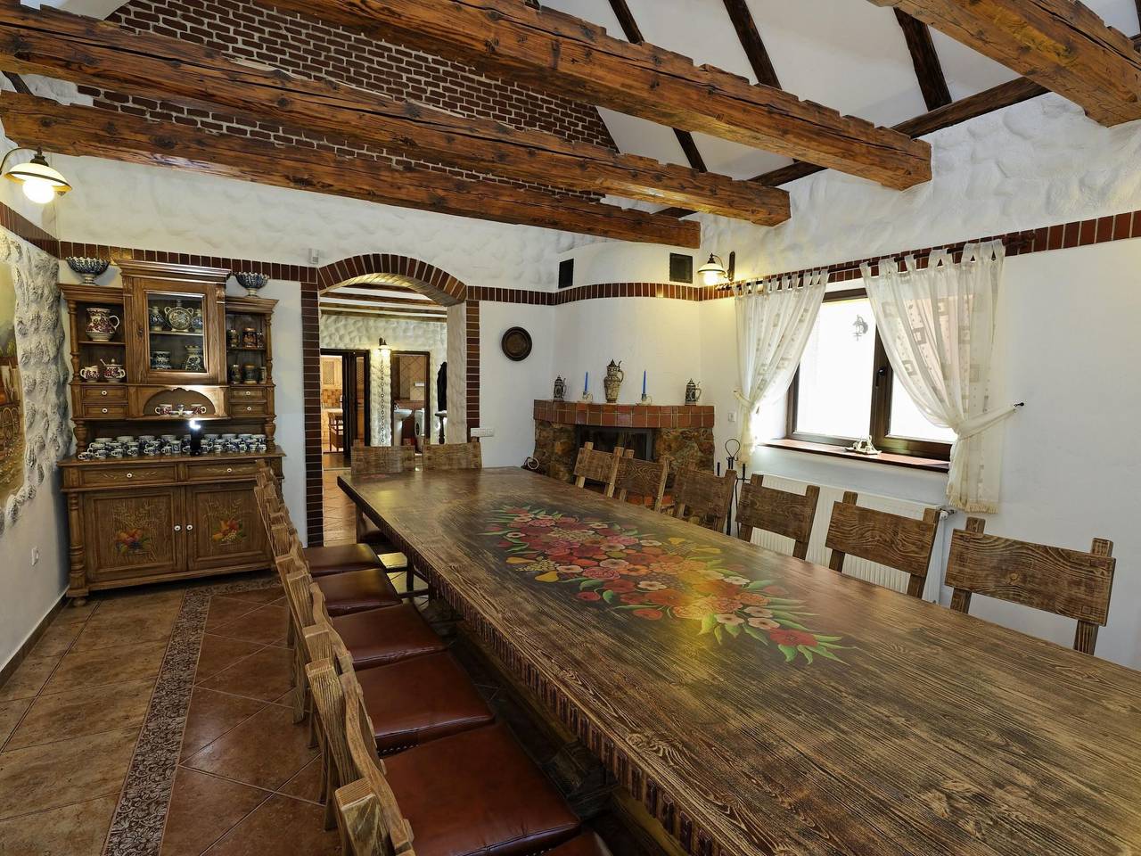 Kürzlich in eine Ferienvilla konvertiertes, umfriedetes Haus aus der Sac in Karpaten