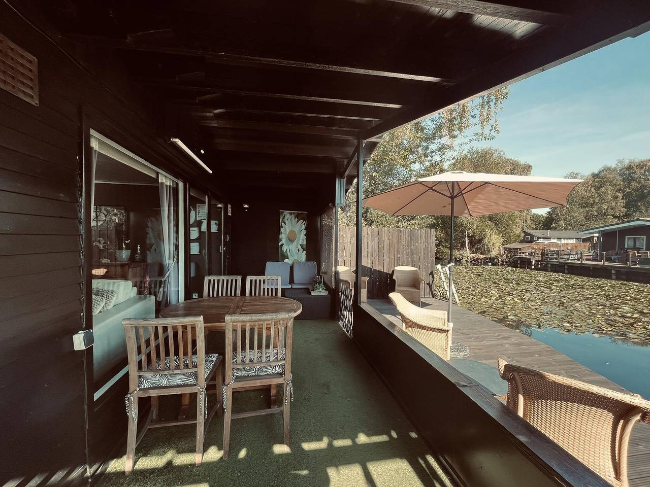 Chalet en parque con estanque de pesca in Geel, Región de Amberes