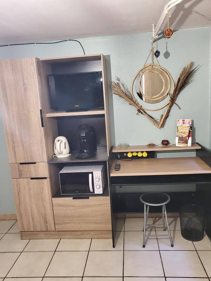 Gîte pour 2 personnes, avec vue et jardin à Villeneuve-sur-Lot - 2