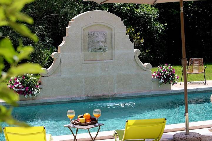 Maison de vacances pour 2 personnes, avec jardin ainsi que terrasse et jacuzzi à Maussane-les-Alpilles